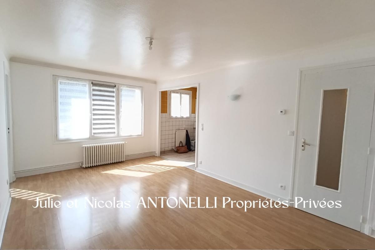 SAINT-ETIENNE Saint Etienne 42000 Appartement 57.34m²  2 chambres 3