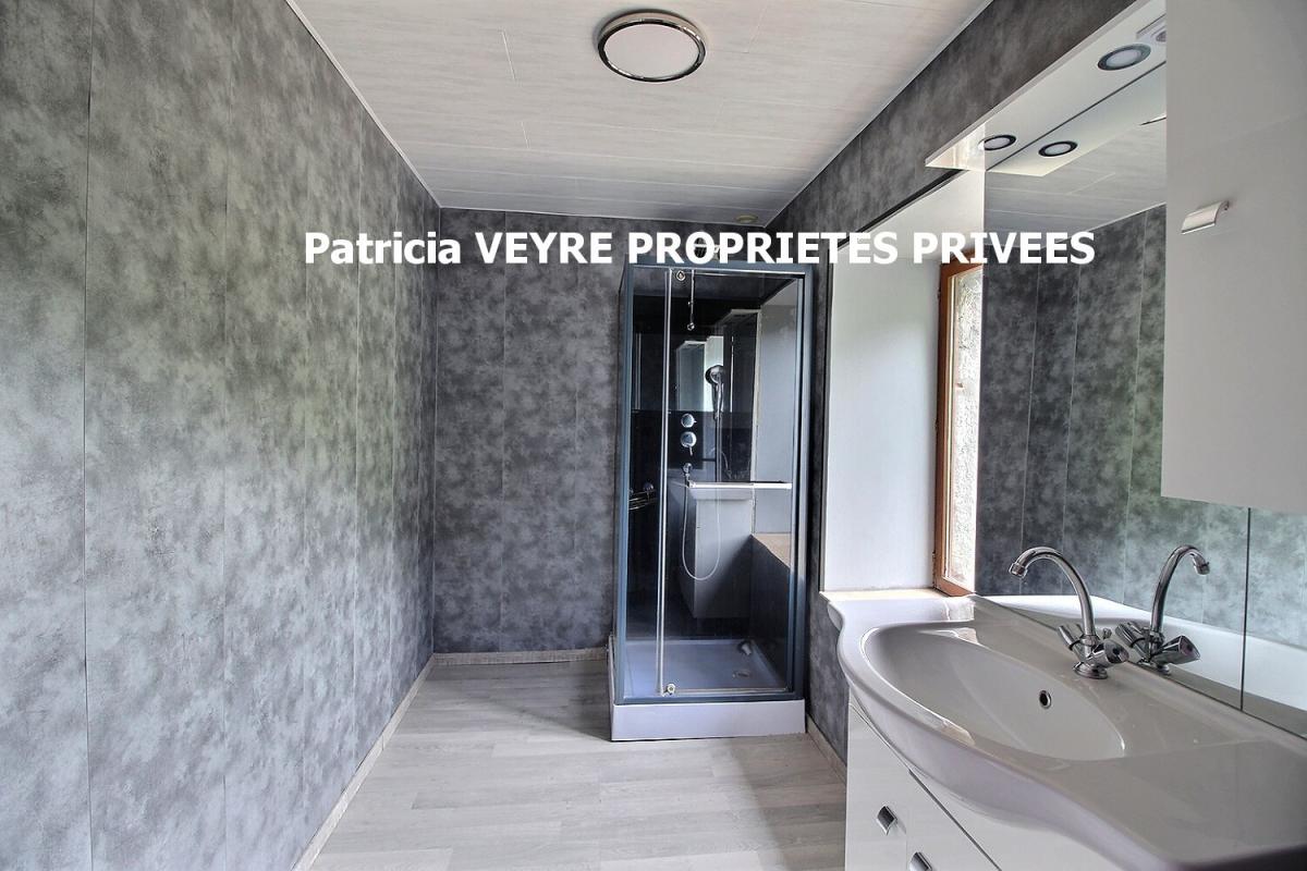 BOURG-ARGENTAL Maison Bourg Argental 96 m2 sur 479 m² de terrain avec quatre chambres 6