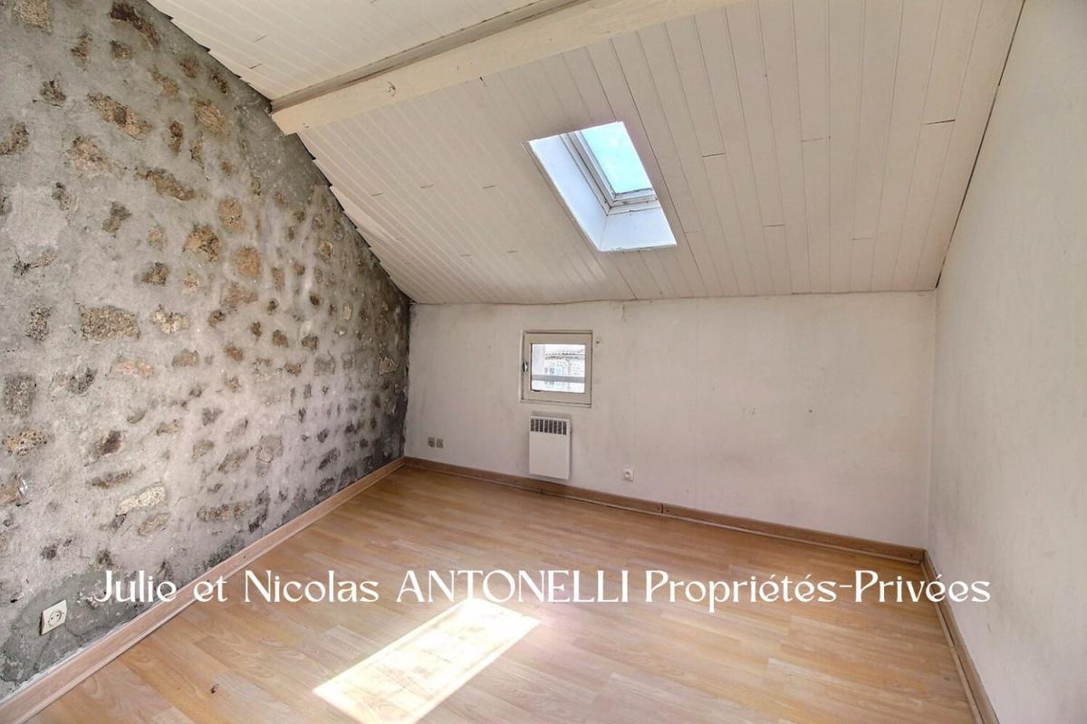 SAINT-DIDIER-EN-VELAY SAINT DIDIER EN VELAY (43140) Maison de ville 70m² 3 chambres, garage 8
