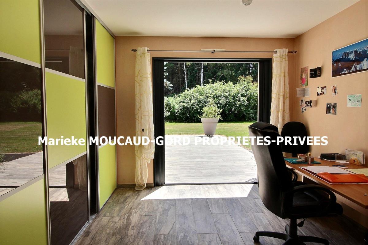 CRAPONNE-SUR-ARZON Craponne-sur-Arzon (43500) Très belle maison de 195 m² 5 chambres 3 garages sur 9700m² terrain 11