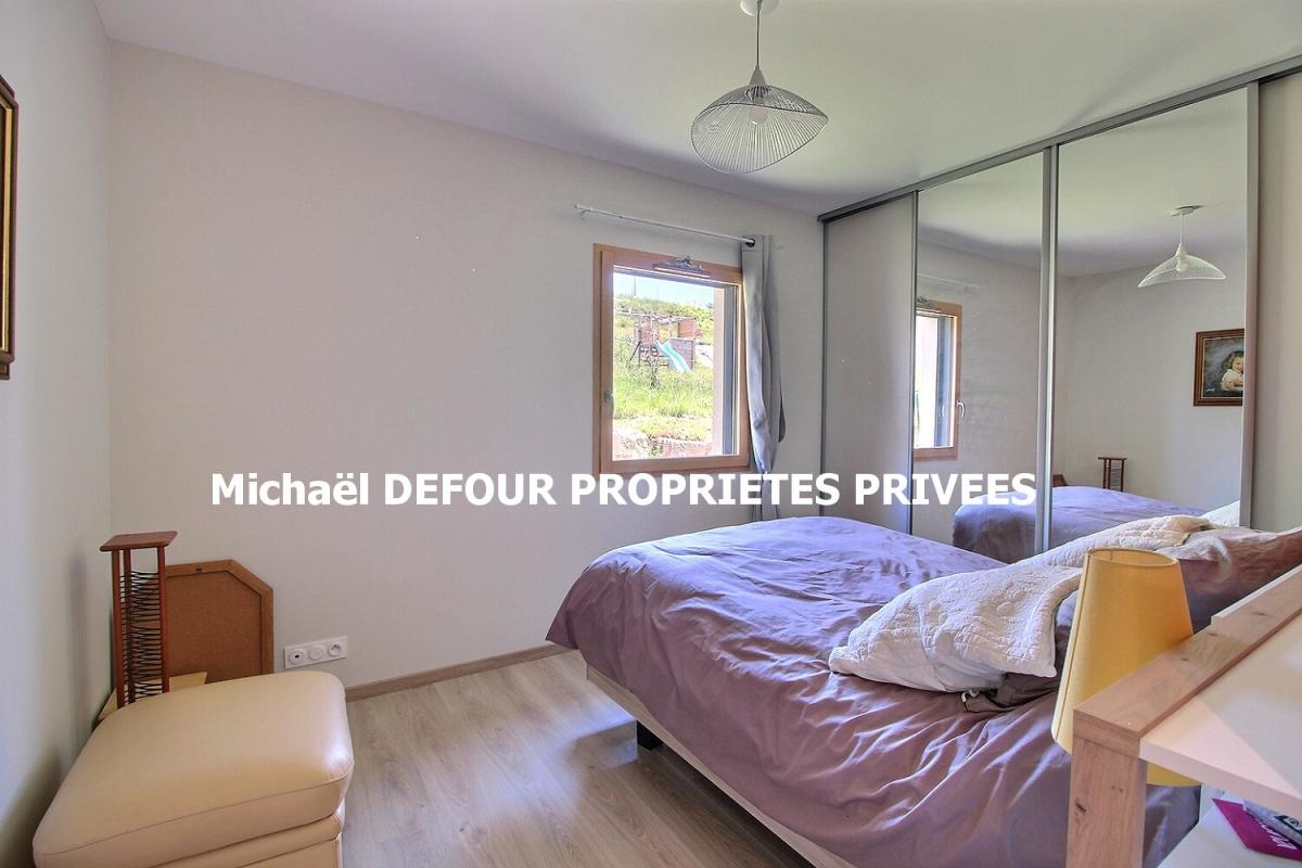 LES VILLETTES Maison Les Villettes 4 pièce(s) 87 m2 13