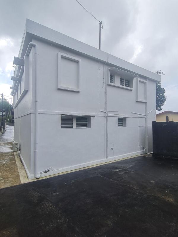 LE MORNE-ROUGE Belle maison sur deux niveaux composée de 5 chambres. Superficie de 155 m2 sur un terrain de 717 m2 4