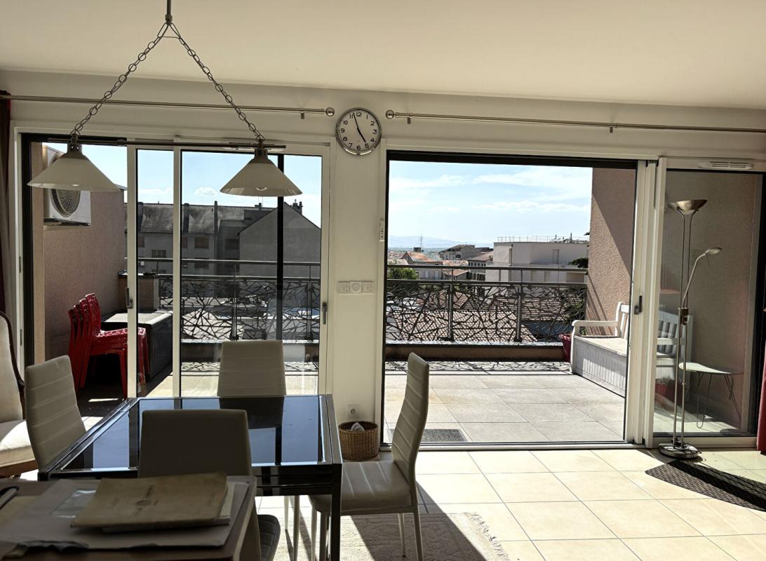 FEURS Appartement Feurs 4 pièce(s) 94 m2 1