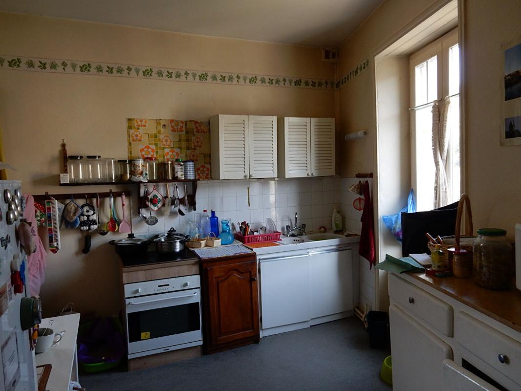 LE CHAMBON-SUR-LIGNON Appartement Le Chambon-sur-lignon 3 pièce(s) 74 m2 4