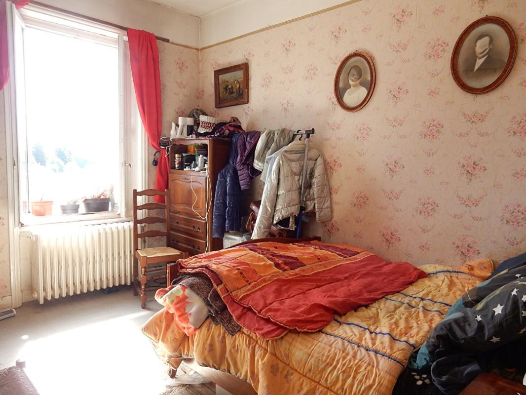 LE CHAMBON-SUR-LIGNON Appartement Le Chambon-sur-lignon 3 pièce(s) 74 m2 8