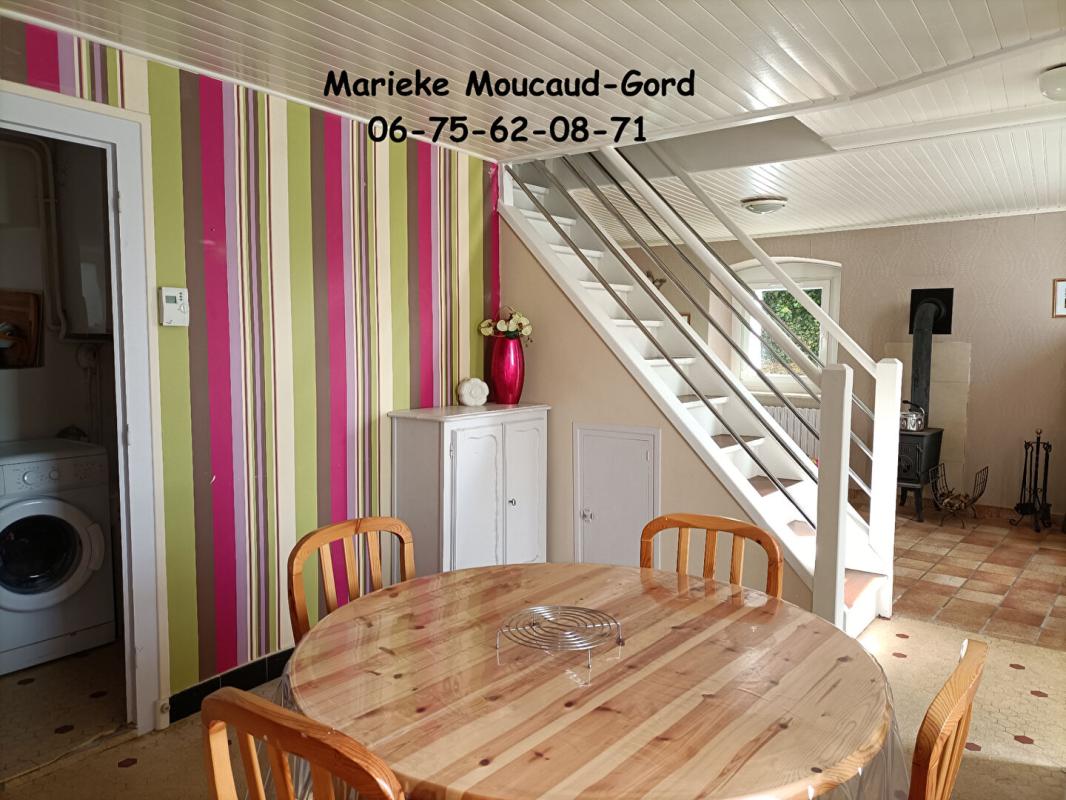 VALPRIVAS Belle petite maison à Valprivas 70 m² deux chambres et jardin 92 000 3