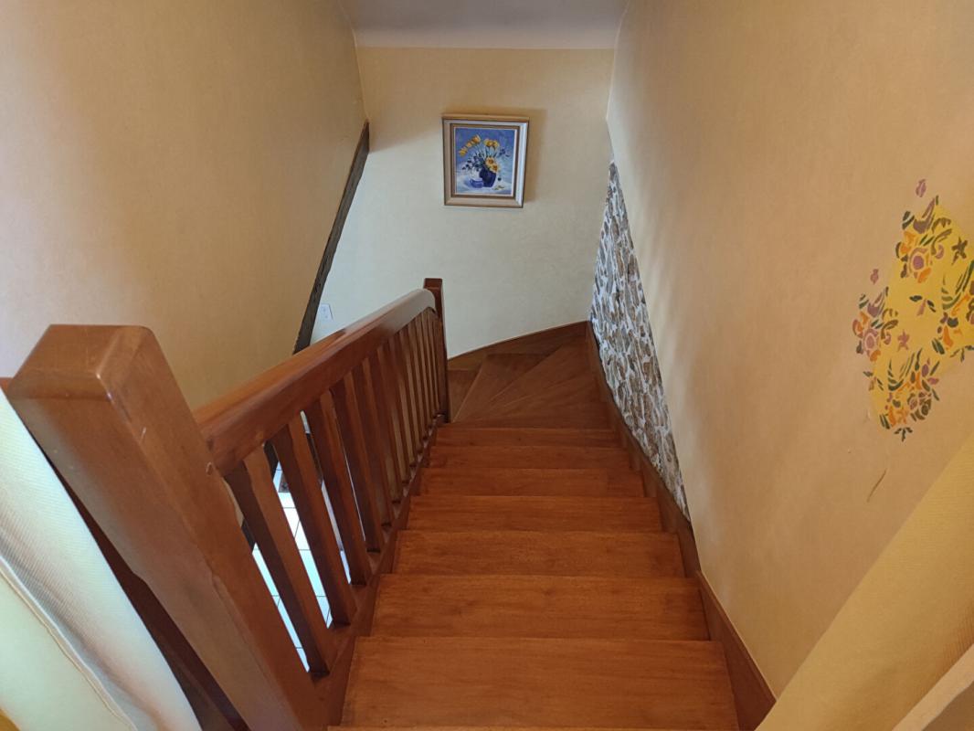 LA CHEZE Maison 7 pièce(s) 160 m2 10