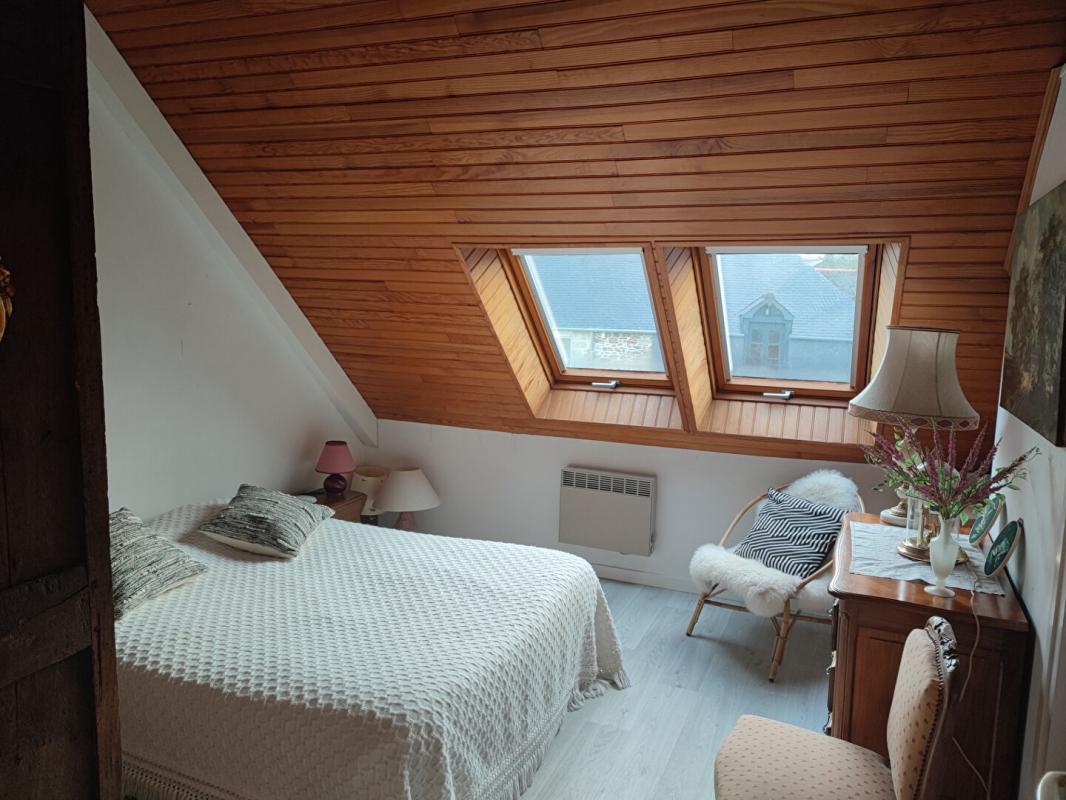 LA CHEZE Maison 7 pièce(s) 160 m2 18