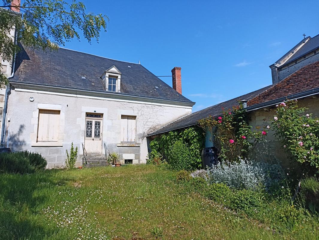 MURS EXCLUSIVITE Maison de caractère avec petite maison attenante A VENDRE, jardin et terrain à MURS (36) à 7 kms de CHATILLON SUR INDRE 5