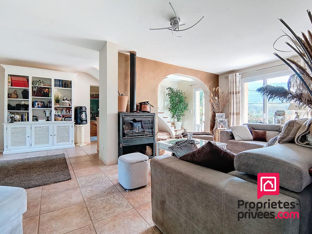 ROUGIERS Maison Rougiers 6 pièces 152 m2 1