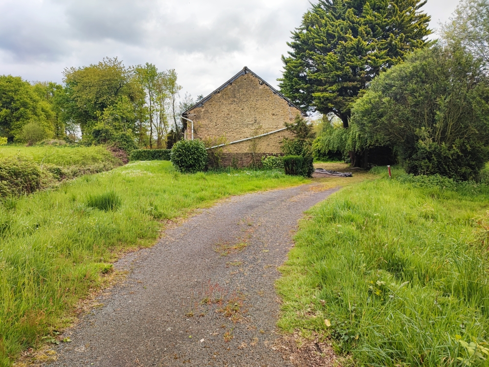 LOSCOUET-SUR-MEU Maison  2 pièces 47 m2 2