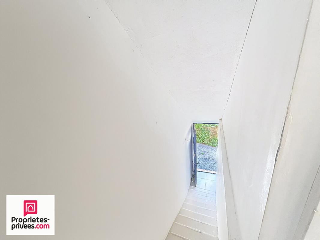 RIANS RIANS MAISON T4 AVEC TERRASSE 13