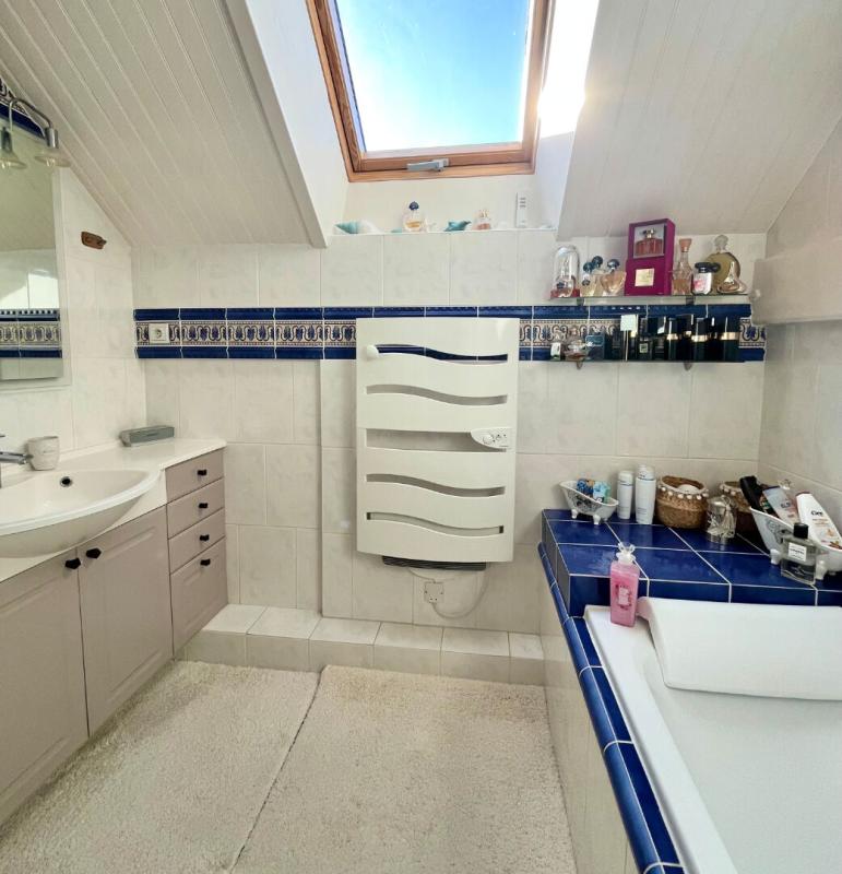 COMPIEGNE Belle propriété de 260m²  - Avec deux habitations - AXE Compiègne-Soissons : 18