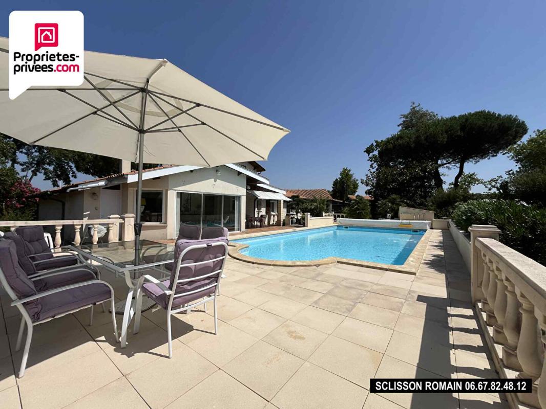 BRAUD-ET-SAINT-LOUIS Maison familiale Braud Et St Louis - 188m2 - 4 chambres - piscine - grand jardin - PRIX  456 516 HAI 15
