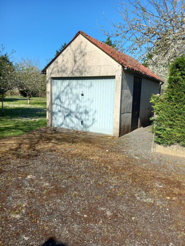 CHATEAUROUX Maison Châteauroux 5 pièce(s) 94 m2 terrain 4462 m2 17