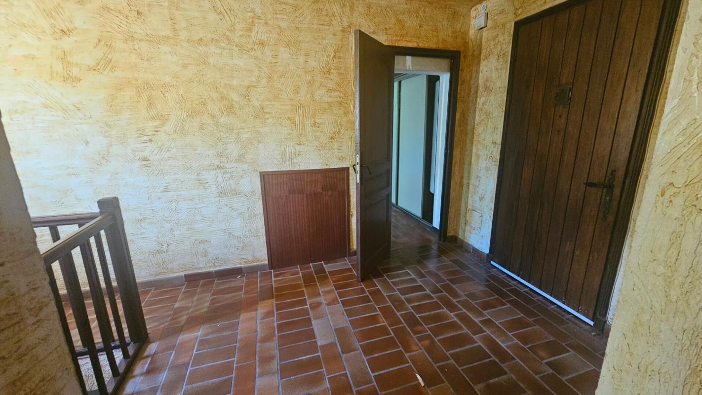 TARADEAU Maison à Taradeau 4 pièce(s) 120 m2 16