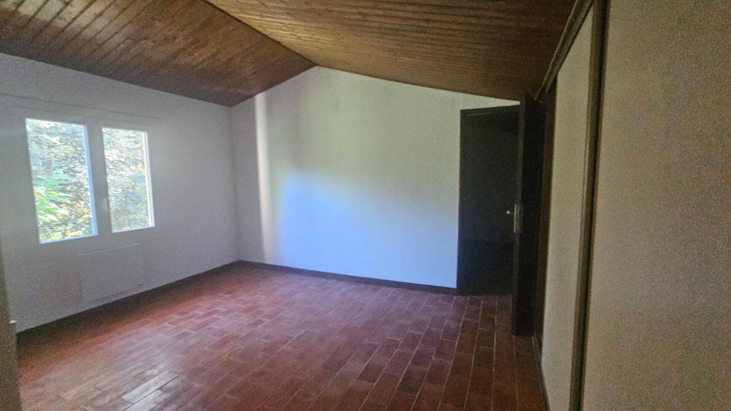 TARADEAU Maison à Taradeau 4 pièce(s) 120 m2 17