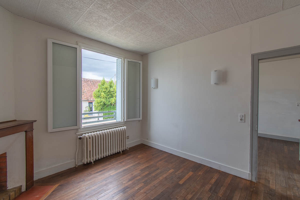 THEILLAY Maison Theillay 64.15 m2 7