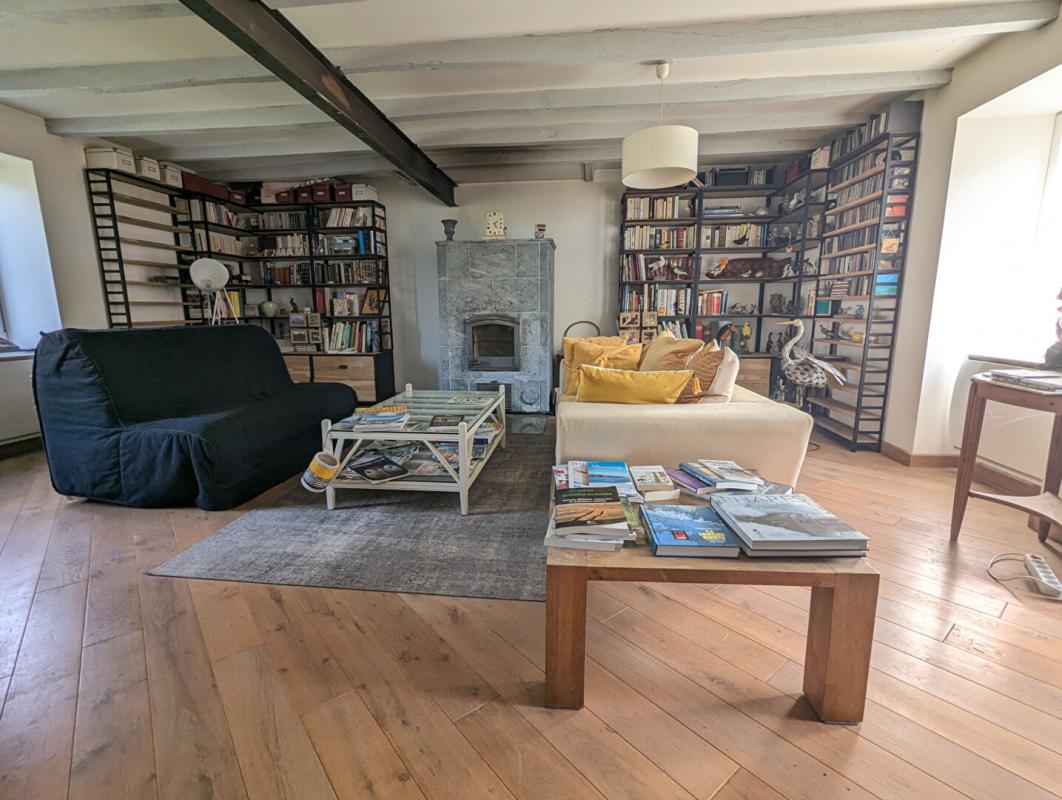 CAMPBON Maison de charme en pierre  ; Quilly 2