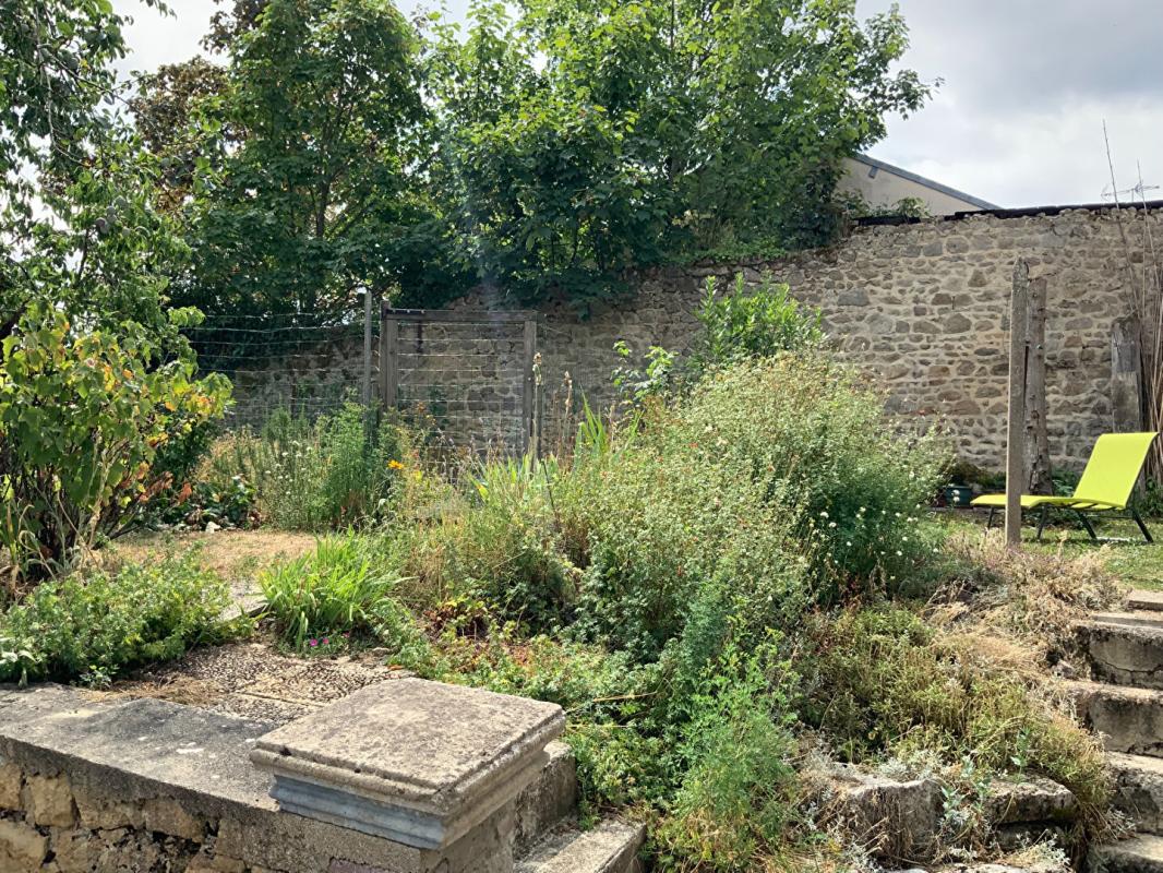 CHENERAILLES Maison familiale 5 chambres avec jardin à 5 mins de Gouzon 10