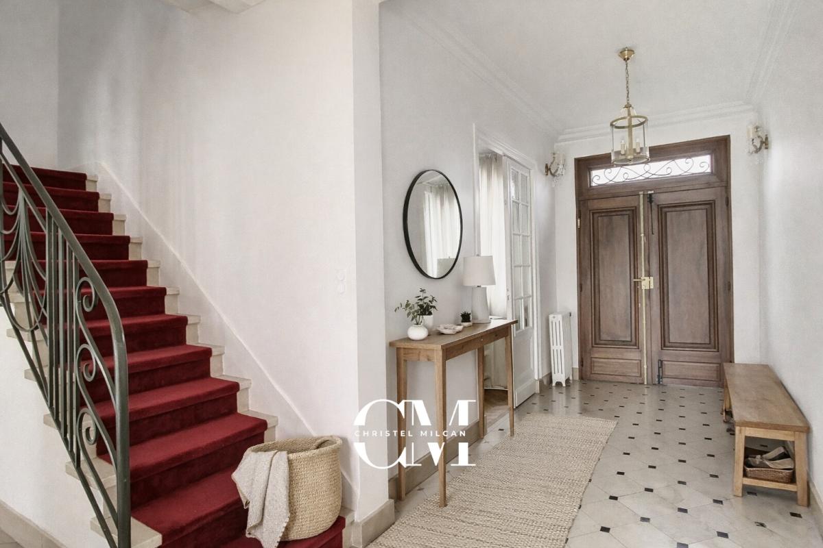 BORDEAUX Maison Bordeaux Caudéran 240 m² piscine garage 5 chambres 12