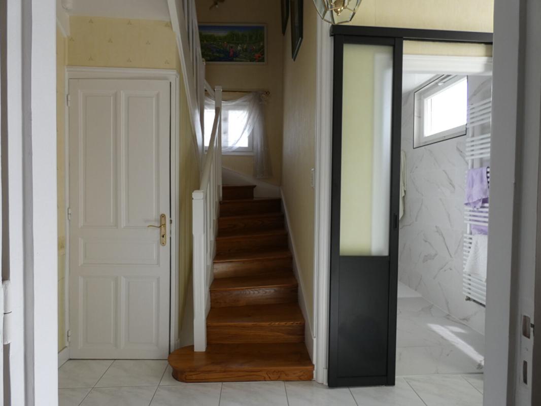 MINIAC-MORVAN A 20 mns de SAINT-MALO, Maison de 309 m2 avec dépendance de 70m² 7