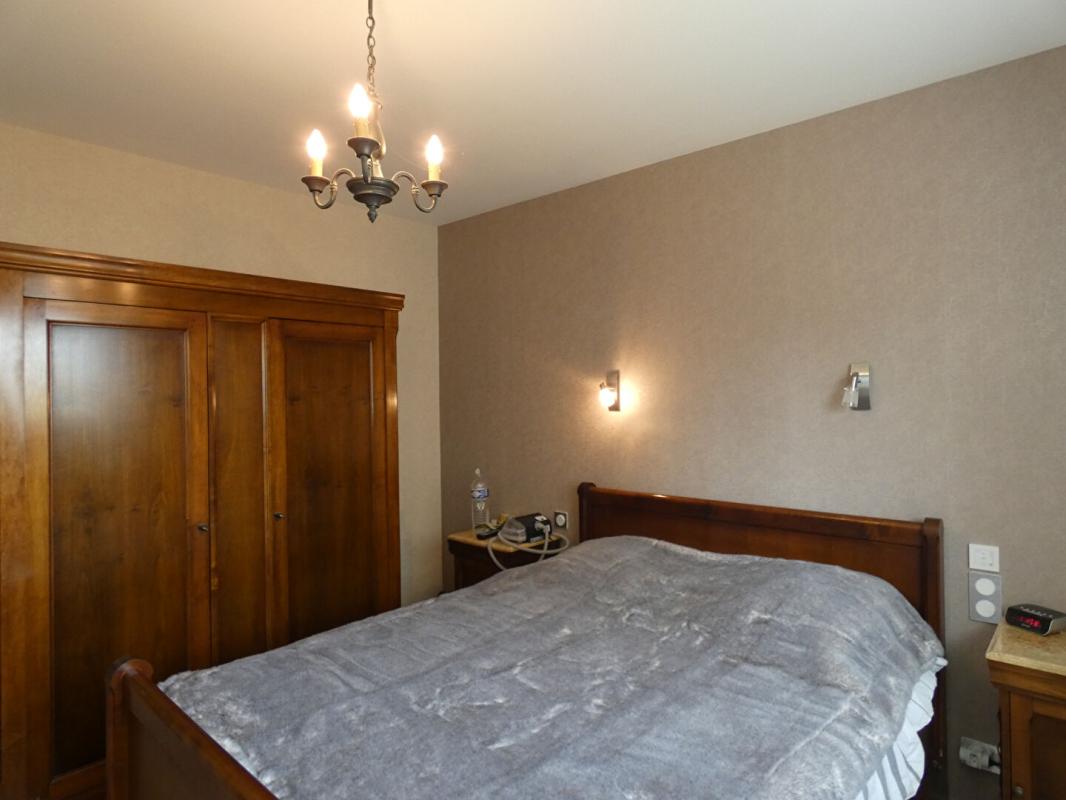 MINIAC-MORVAN A 20 mns de SAINT-MALO, Maison de 309 m2 avec dépendance de 70m² 9