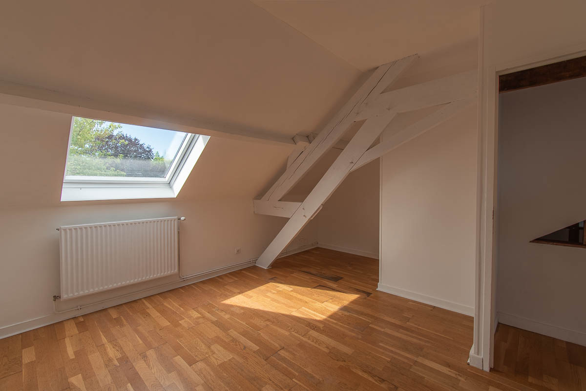 VIERZON Maison Vierzon 5 pièce(s) 114 m2 11