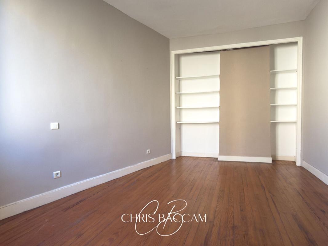 VILLALIER EN EXCLUSIVITE - MAISON R+1 - 3 CHAMBRES - TERRASSE TROPEZIENNE 15