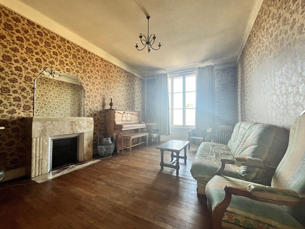 YZEURE Maison Yzeure 6 pièce(s) 163 m2 14