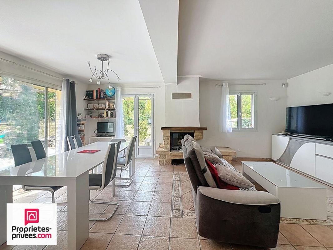 RIANS RIANS VILLA T4 AVEC PISCINE ET ACCÈS AU VILLAGE À PIED 12