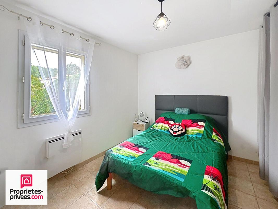 RIANS RIANS VILLA T4 AVEC PISCINE ET ACCÈS AU VILLAGE À PIED 15