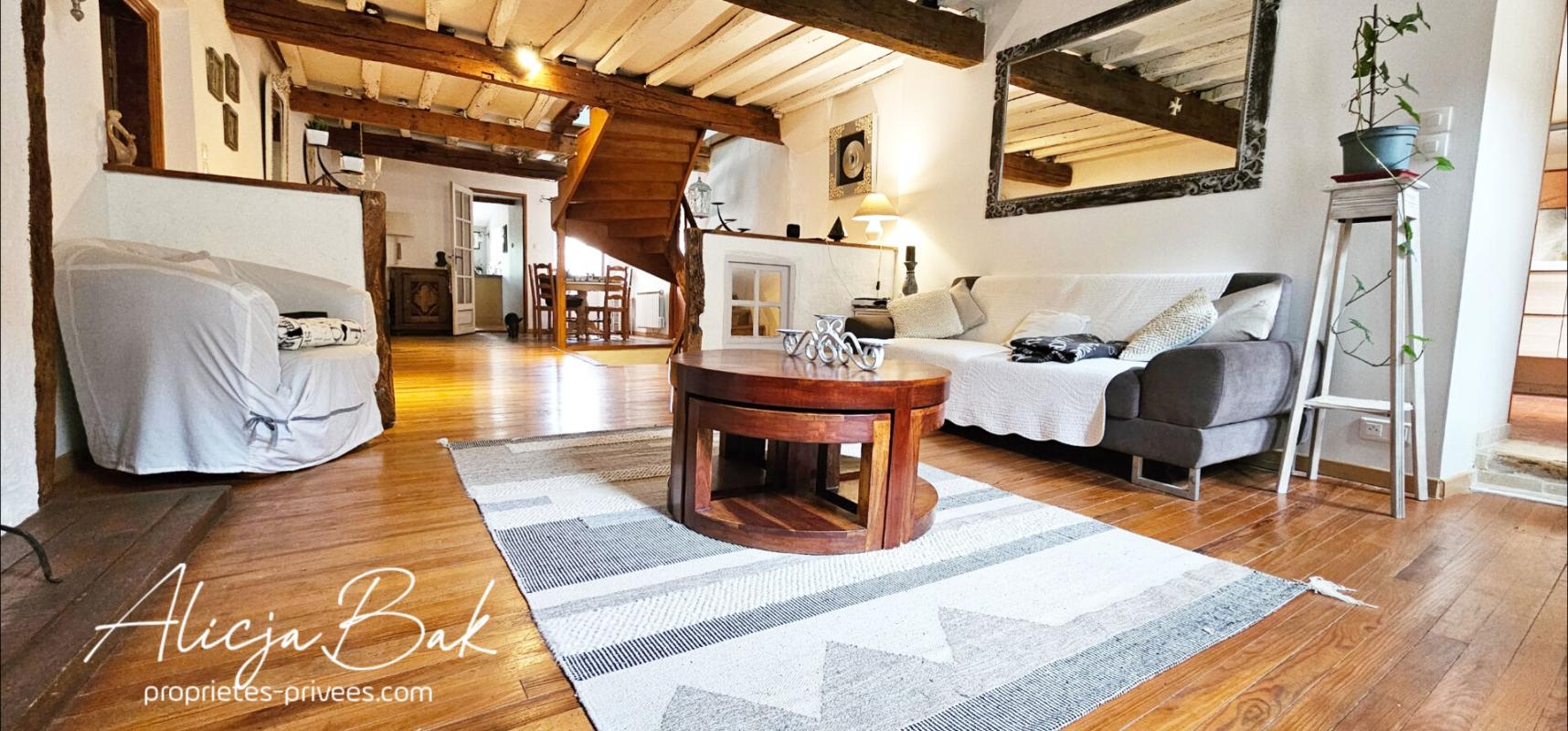 CASTELNAUDARY Maison Villespy 12 pièce(s) 255 m2 1