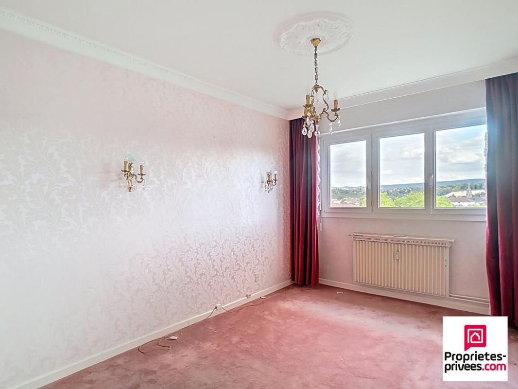 VALENTIGNEY Bel appartement lumineux de 68 m² avec balcon, cave et garage 8