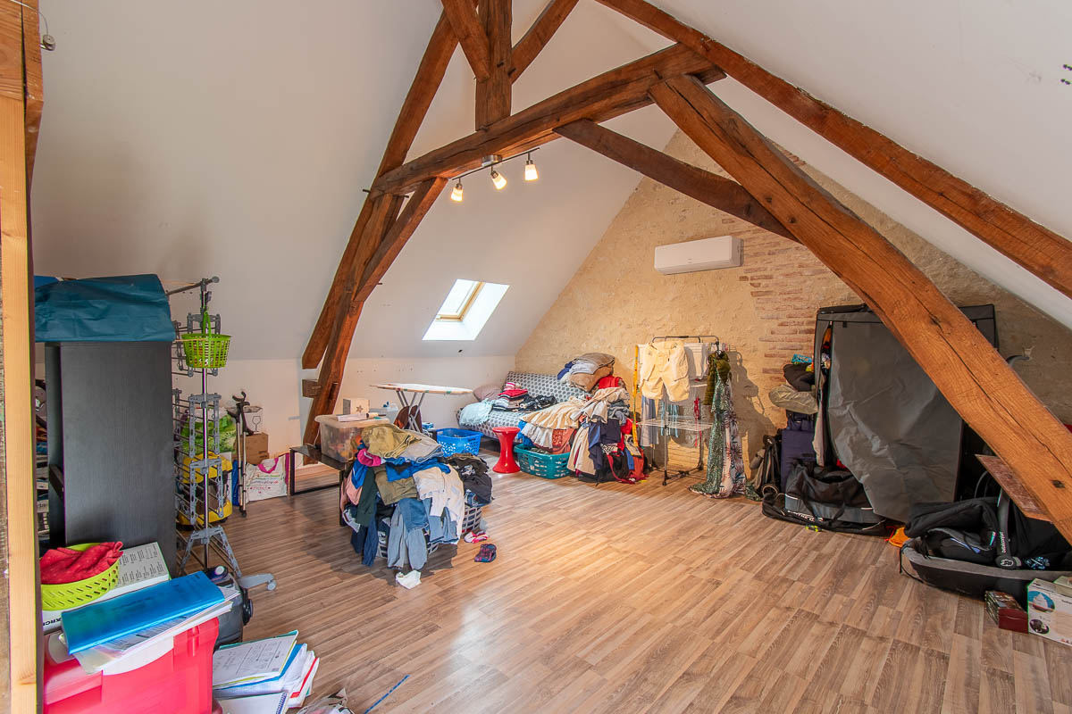 QUINCY Maison Quincy 7 pièce(s) 160 m2 12