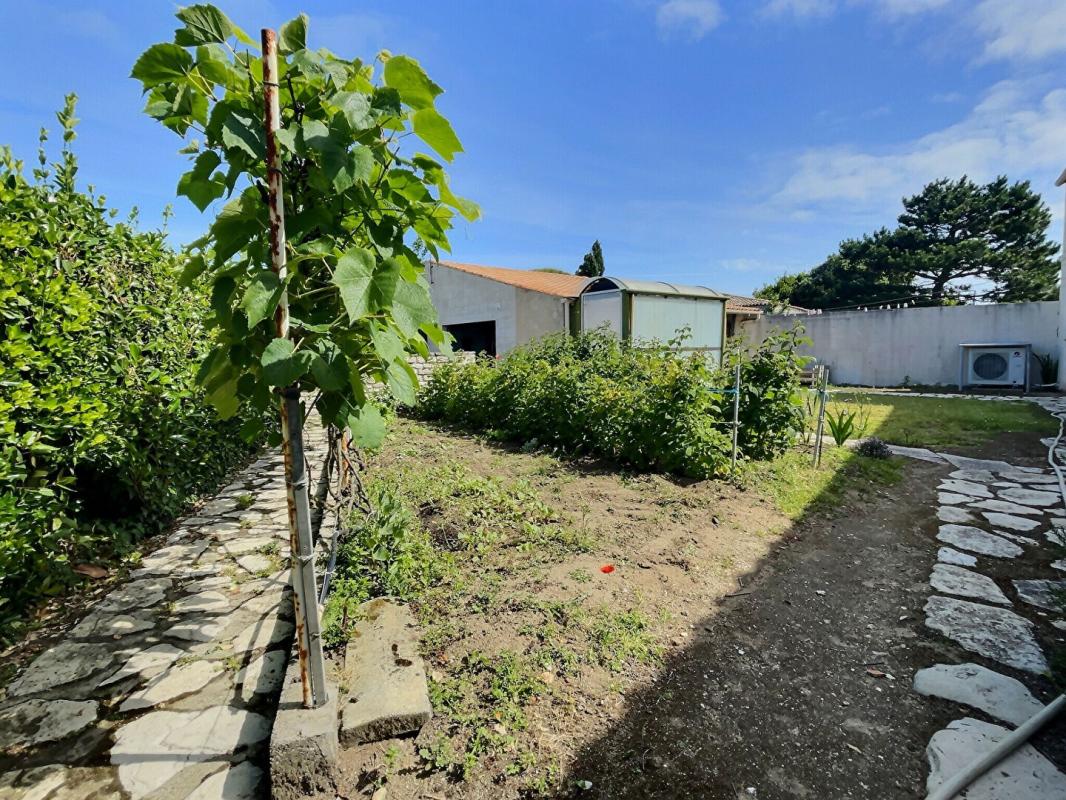 SAINT-DENIS-D'OLERON 17650 - Maison à Etage 5 pièce(s) 112 m² - Saint Denis d'Oléron - 12