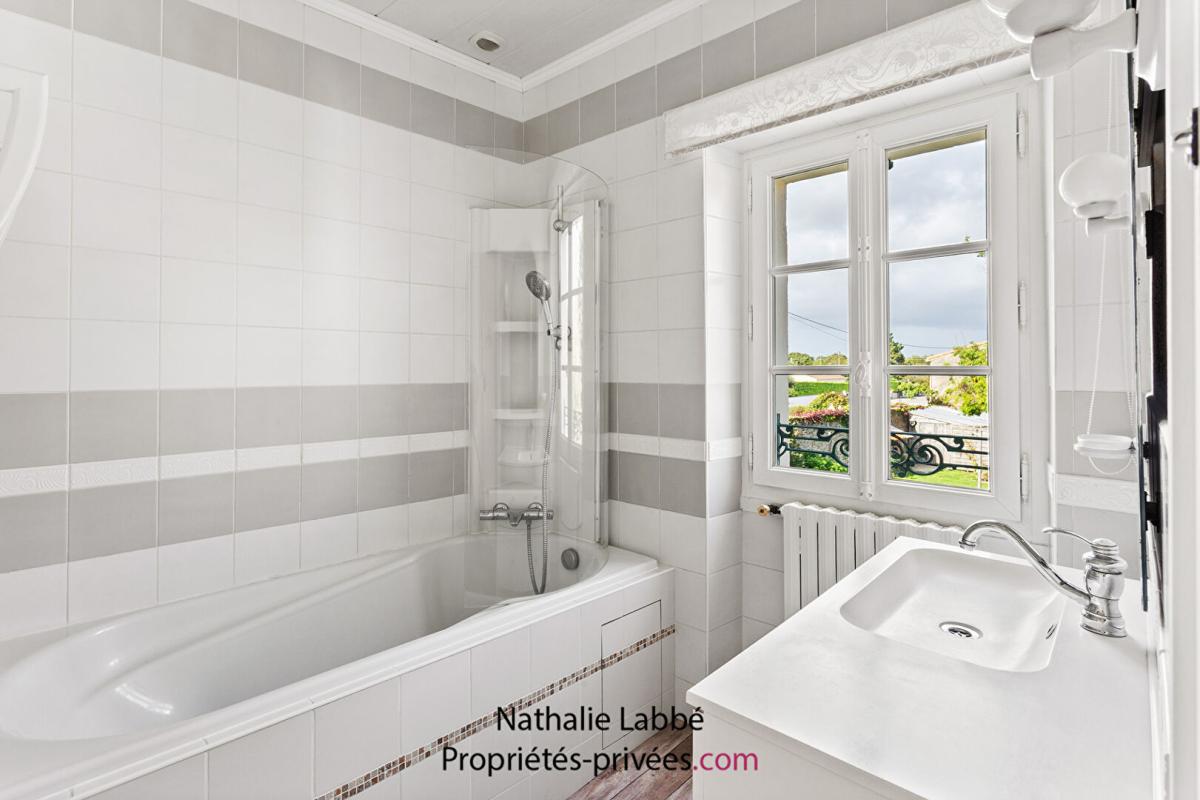 PORNIC Maison  de Charme Pornic 5 pièce(s) 140 m2- Proche MER 12