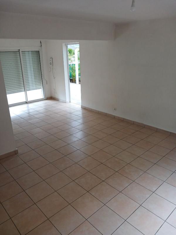 SAINT-PAUL Appartement  Saint Gilles Les Hauts 3 pièce(s) 70 m2 avec jardin 4