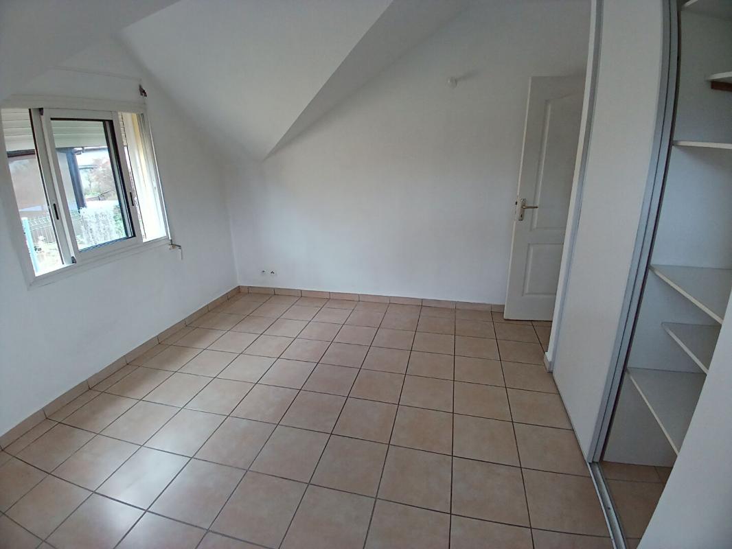 SAINT-PAUL Appartement  Saint Gilles Les Hauts 3 pièce(s) 70 m2 avec jardin 6