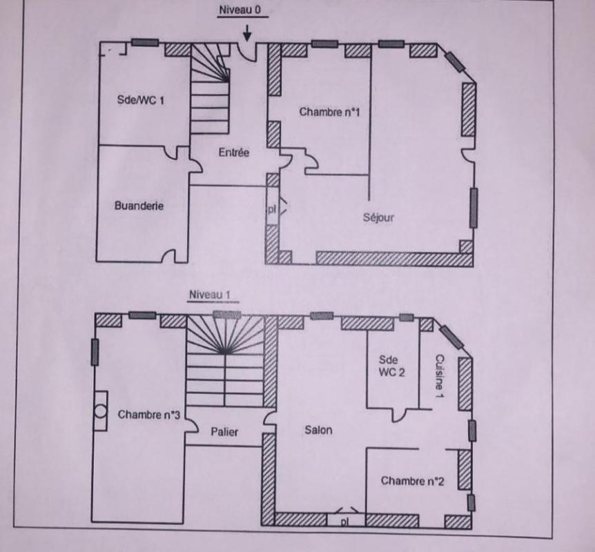 FRESNAY-SUR-SARTHE Immeuble à rénover en centre-ville à Fresnay-sur-Sarthe 12