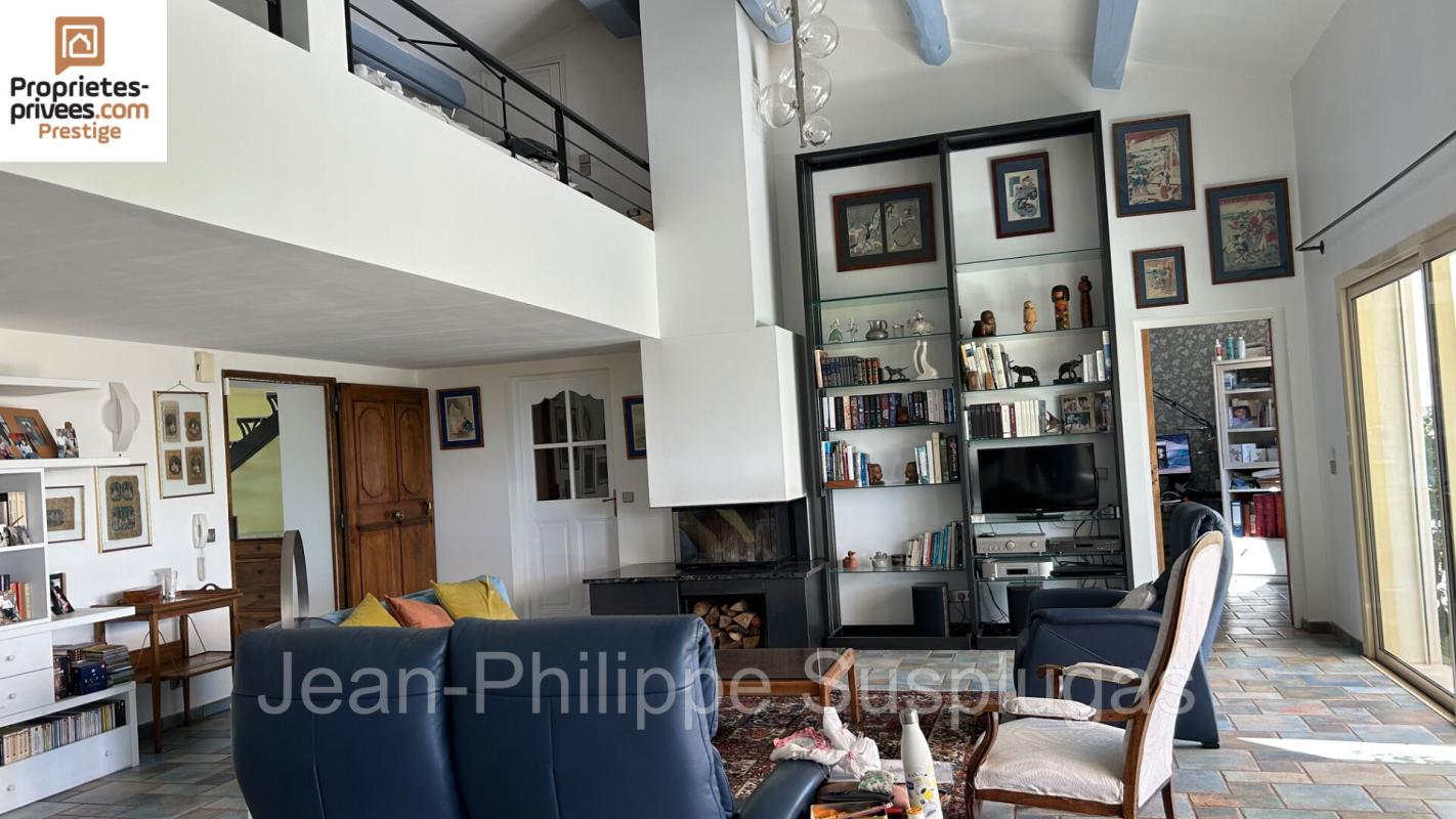 LA CADIERE-D'AZUR Villa La Cadiere D Azur 7 pièce(s) 230 m2 8