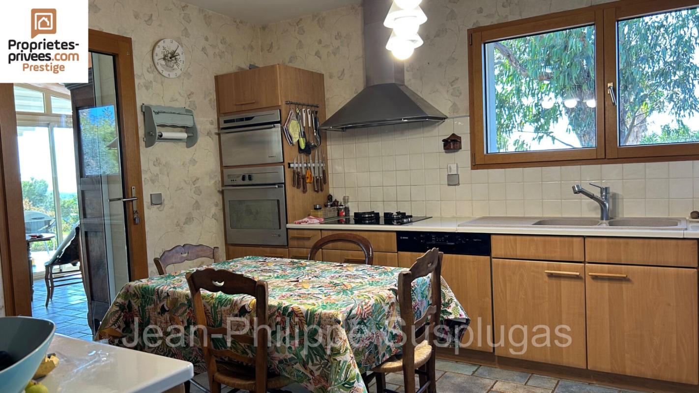 LA CADIERE-D'AZUR Villa La Cadiere D Azur 7 pièce(s) 230 m2 9