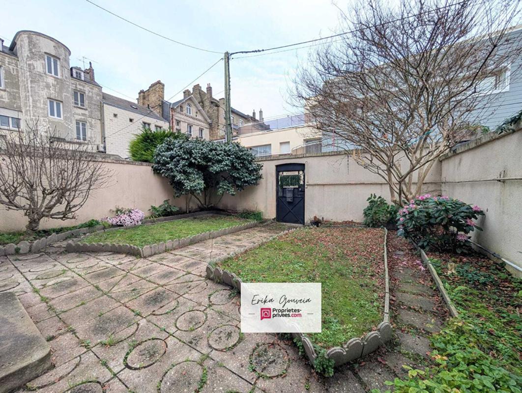 LE HAVRE Sainte-Marie : maison en briques 5 pièces 89 m², jardin, cour cosy & cave 32 m² ? Rare ! 11