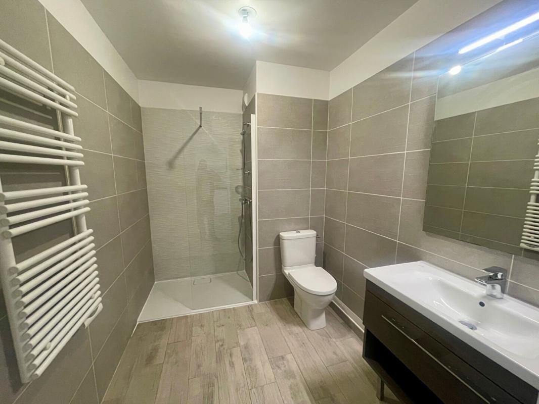 HYERES Nature, Plage et Piscine - T2 récent + parking - Hyères (83400) 6