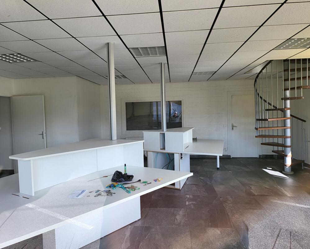 LE MANS Entrepôt /batiments industriels/ logistique 3400 m² 5