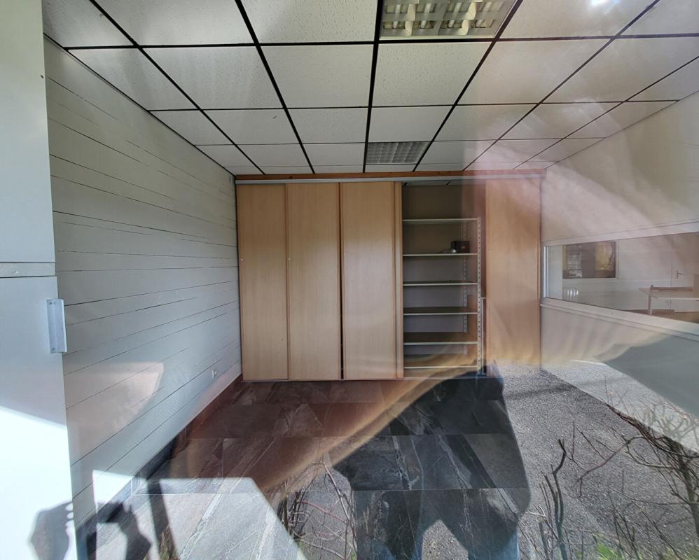 LE MANS Entrepôt /batiments industriels/ logistique 3400 m² 7