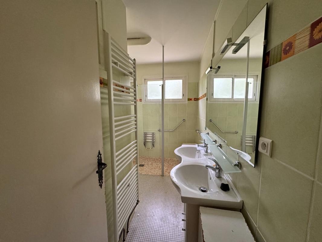 MARMANDE Maison Marmande 5 pièce(s) 110 m2 , 2800m2 de jardin et dépendance 8