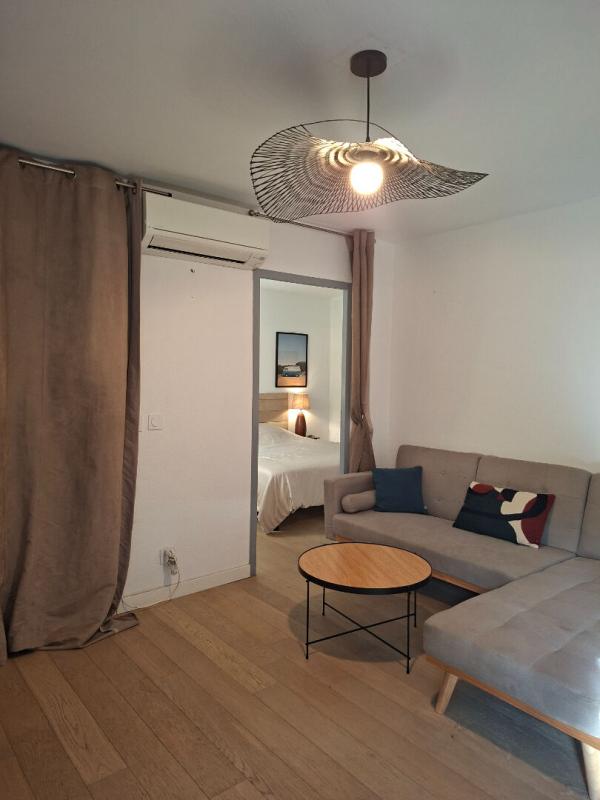 AIX-EN-PROVENCE Aix-en-Provence T2 avec terrasse, jardin partagé et parking 13