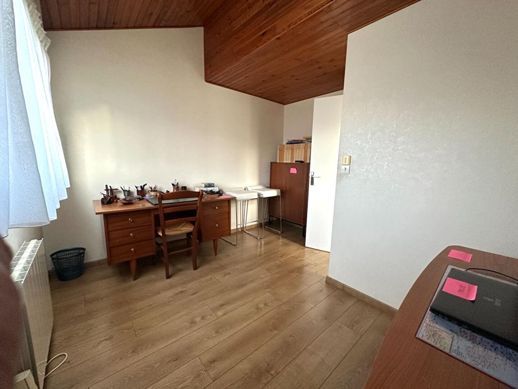 SAINTE-LUCE-SUR-LOIRE Maison bourg Sainte Luce Sur Loire 5 pièce(s) 93 m2 11