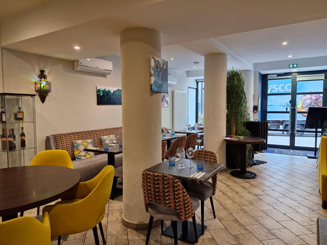 ROANNE ROANNE  -  RESTAURANT CENTRE-VILLE AVEC TERRASSE 5